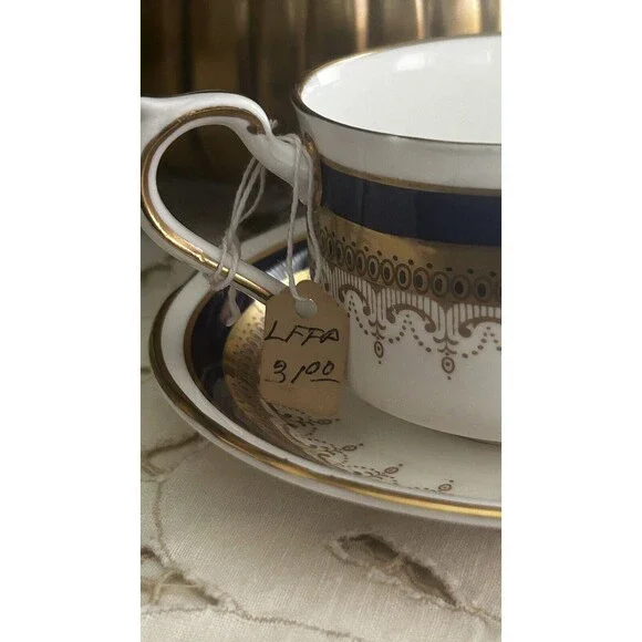 Vintage~NOS with tag Paragon “Stirling” Teacup and Saucer - Picture 2 of 9